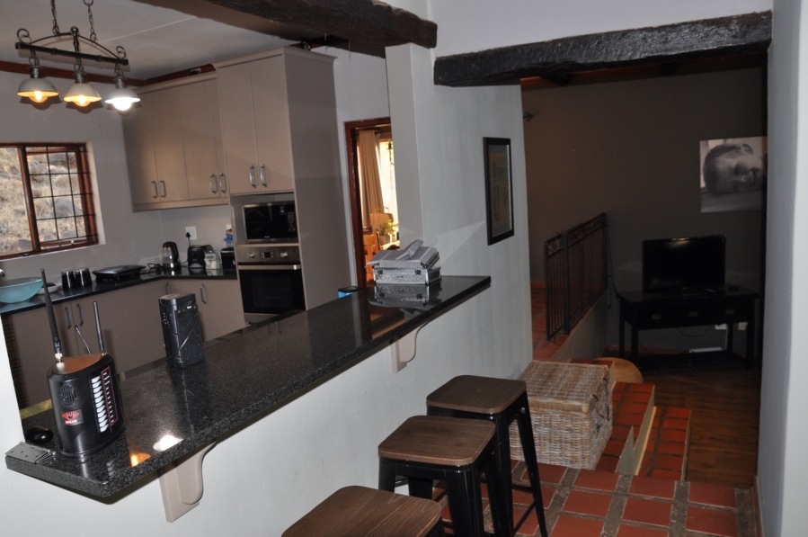 4 Bedroom Property for Sale in Langenhovenpark Free State